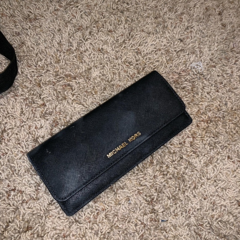 Micheal knits wallet